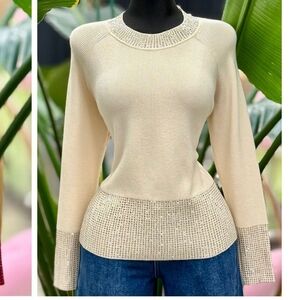 Elegant Women's Cream Knit Sweater